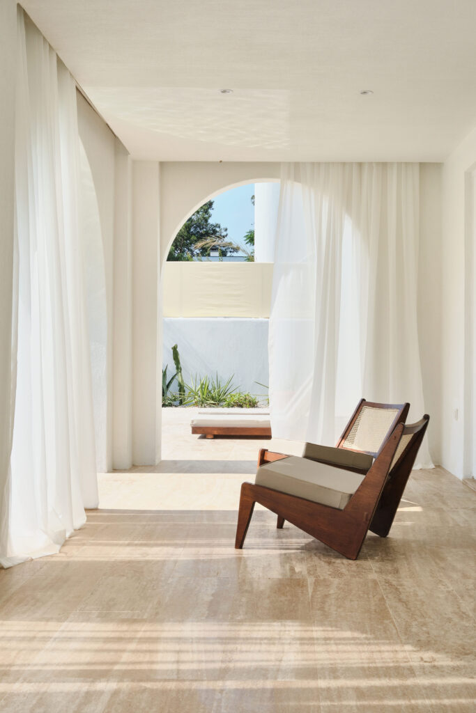 villa neox wintergarden kangaroo chair
