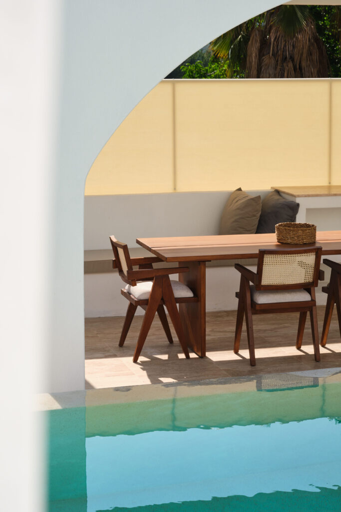 villa neox bbq eating